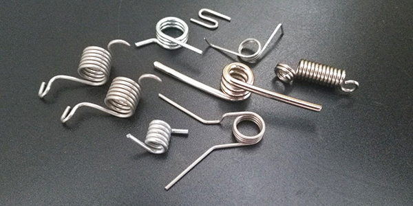 扭轉彈簧的工作原理